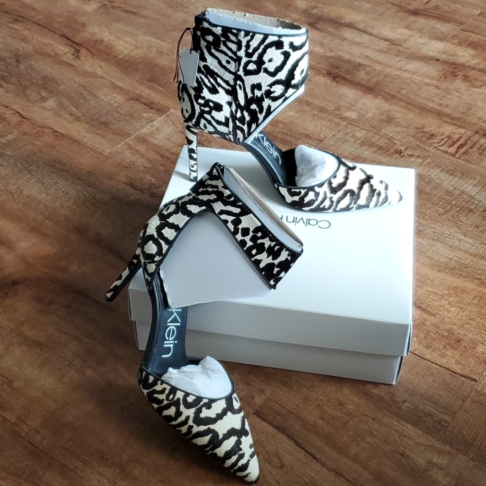 NIB Calvin Klein 'Rajon' Leopard Heel